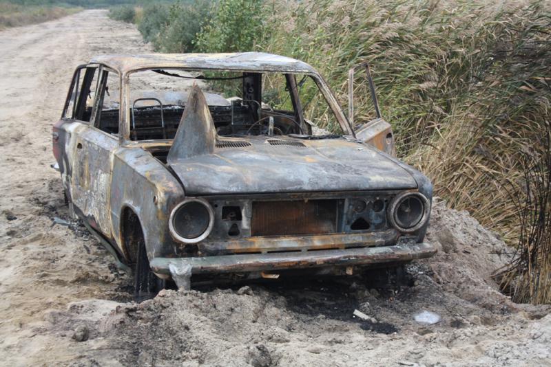 На дороге к очистным сооружениям сгорели «Жигули»